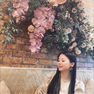 Meet your Posher, Phoebe